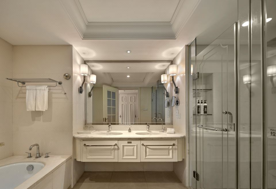 豪華園景雙床房