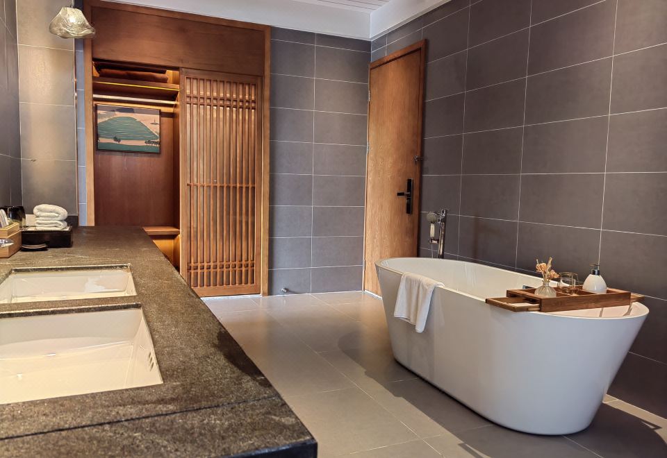 Heritage Villas Zhouzhuang Managed by DusitDuplex Suite