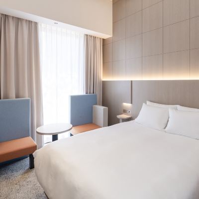 高級大床房 - 帶陽台 皇宮飯店優惠