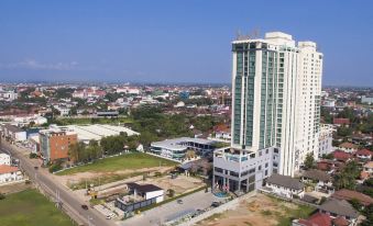 Muong Thanh Luxury Vientiane Hotel