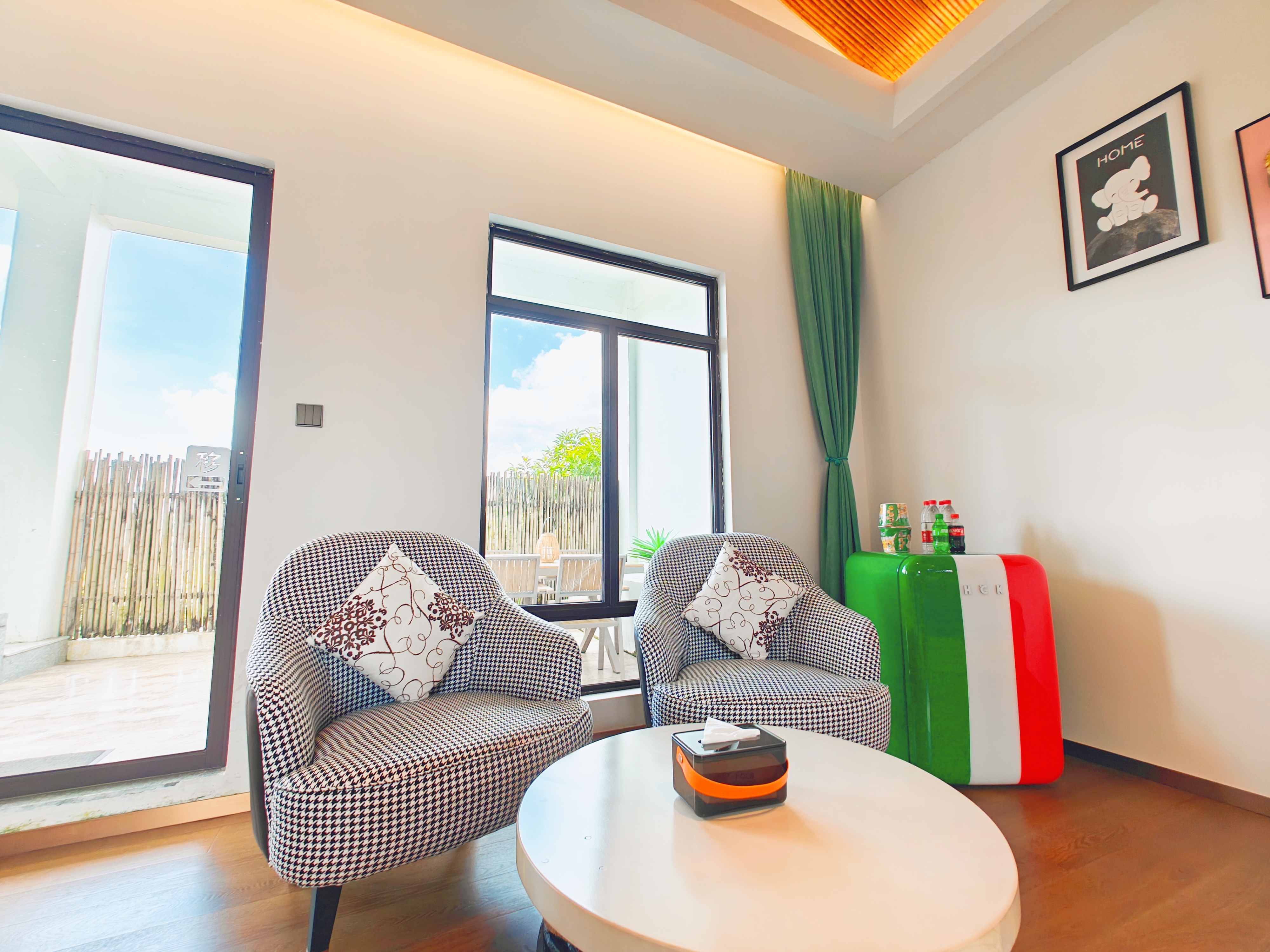 2-bed Room With Mountain View