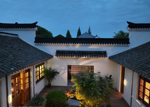 Unparalleled Courtyard（Xinchang Ancient Town）