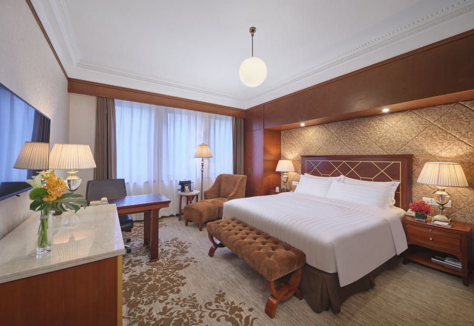 Jin Jiang Park Hotel ShanghaiDeluxe Queen Room