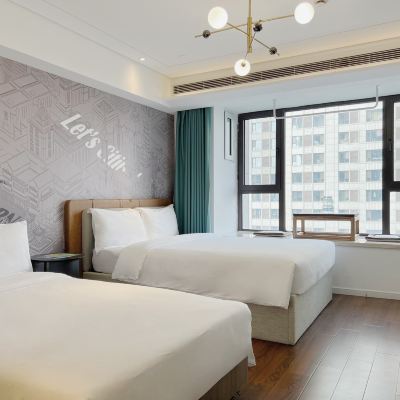 高級雙床房（洗烘一體機+電視投屏+冰箱+微波爐） 上海森蘭洲海路地鐵站CitiGO HOUSE歡閣服務公寓優惠