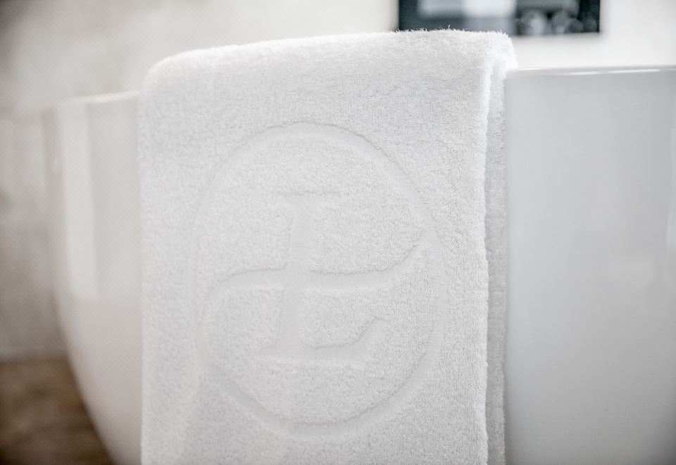 行政尊贵大床房