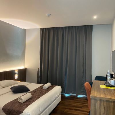 King Room With Pool View White Lodge Promo Code