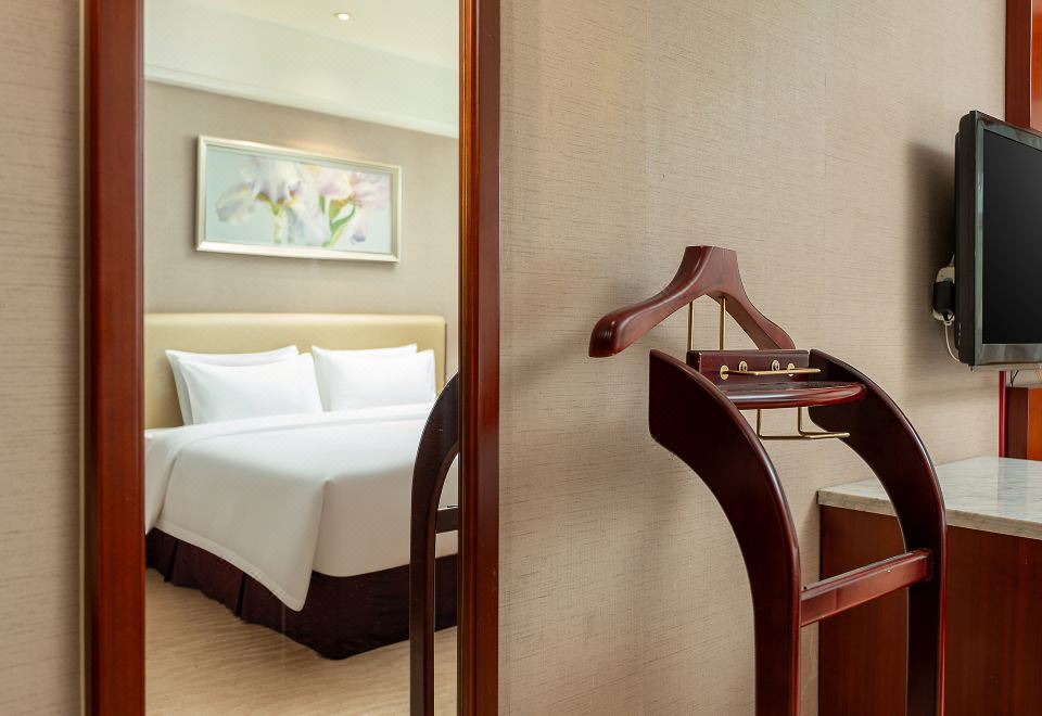 Tianchimel HotelZero Pressure Executive Double Bed Room [Mollyflex Mattress + Sleep Aid Bubble Bath + Negative Ion Oxygen Bar]