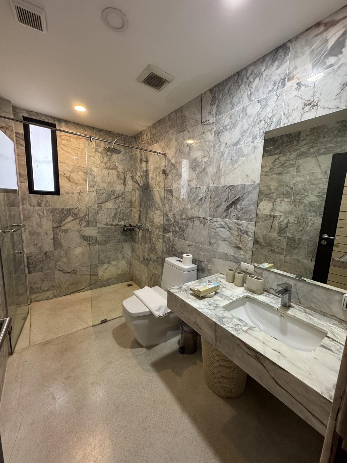 园景高级双床间