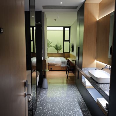 特惠景觀大床房|熱帶植物仙人掌景觀 盈舍輕奢S酒店（深圳蛇口海上世界店）優惠