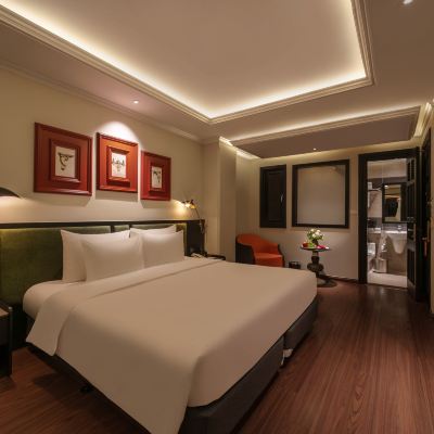Deluxe Double Room No Window - Bathtub The Light Hotel Promo Code