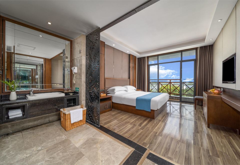 漓江江景大床房