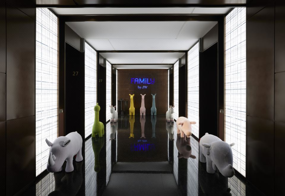 悦享萌趣亲子江景大床房