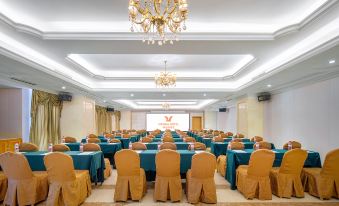 Vienna Hotel (Xuzhou Suning Plaza Pengcheng Metro Station)