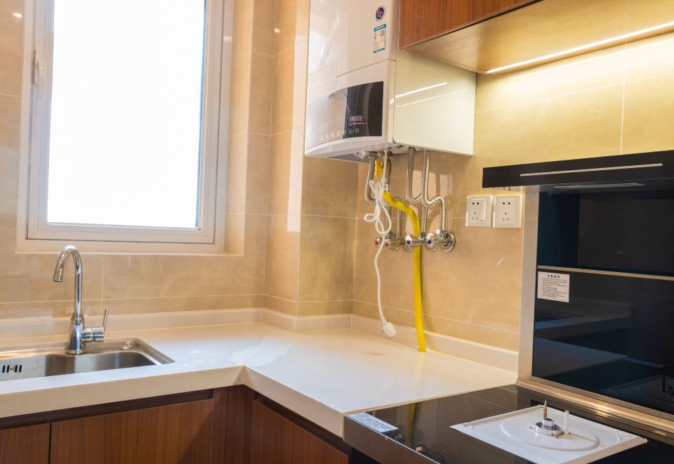 Fusheng Banri:First-Line Sea-View One-Bedroom 2-Bed Family Room