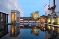 Huangshan hongcunTanhouse Hot Spring Resort
