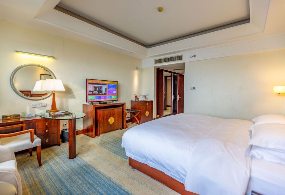 城景豪华大床房