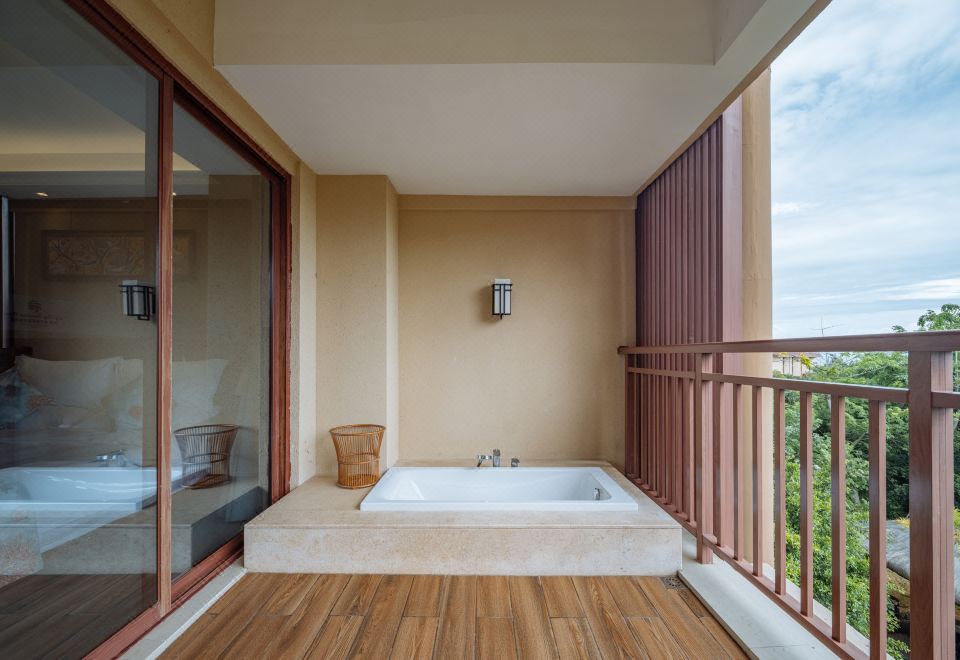Superior Suite - 1-Bedroom, Garden-View (Double Bed)