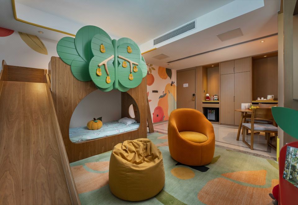 果乐园湖景家庭房