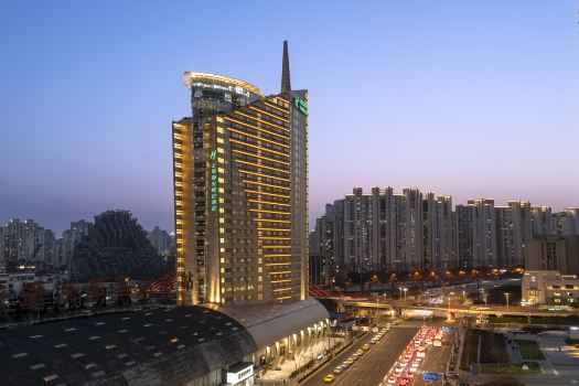 홀리데이 인 상하이 징안 바이 IHG