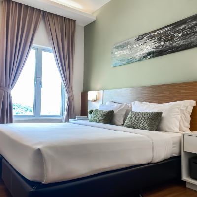 豪華特大床房 迪沙魯阿曼薩里酒店優惠