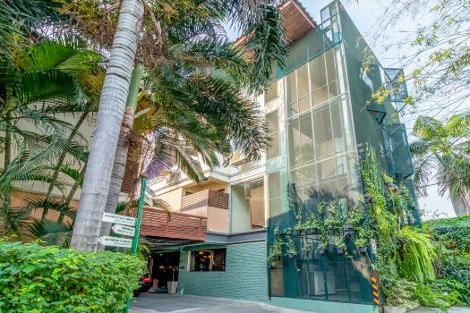โรงแรมเดอะปาล์ม The Palm Hotel Salaya