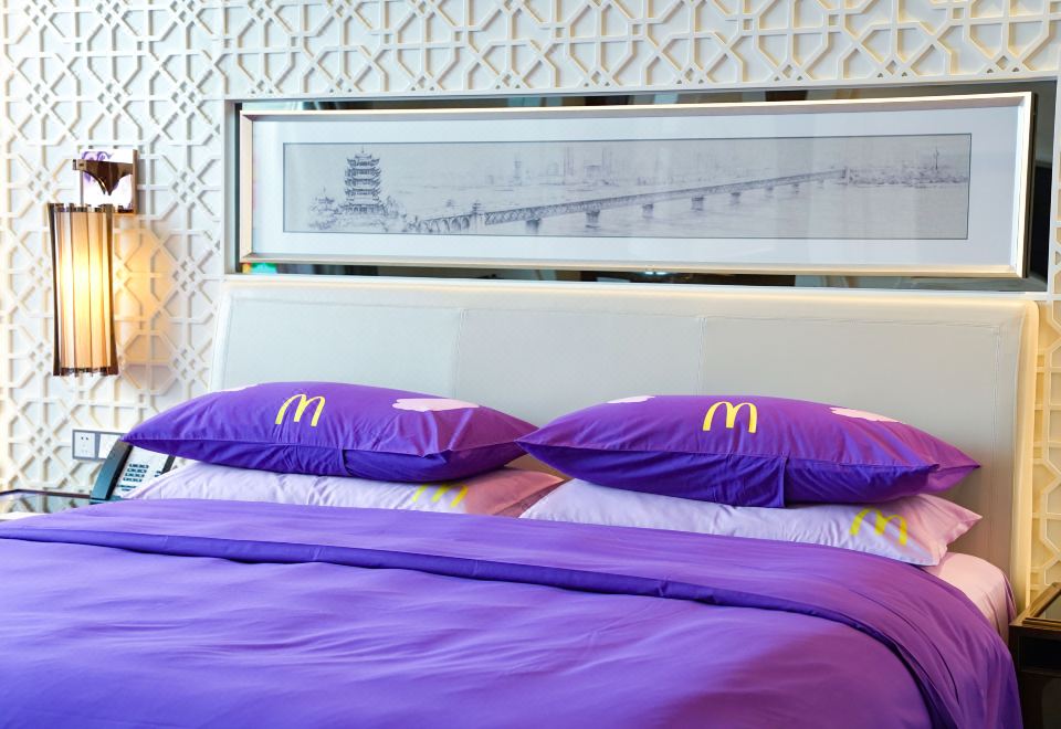 麦当劳主题房