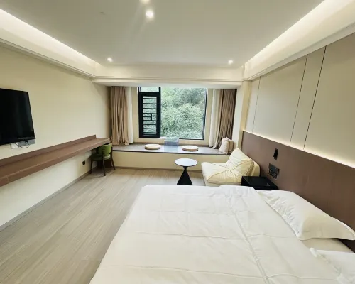 E Fang Homestay (Chizhou High-Speed Railway Station Pingtian Lake Scenic Area) Ξενοδοχεία στην πόλη Τσιζού