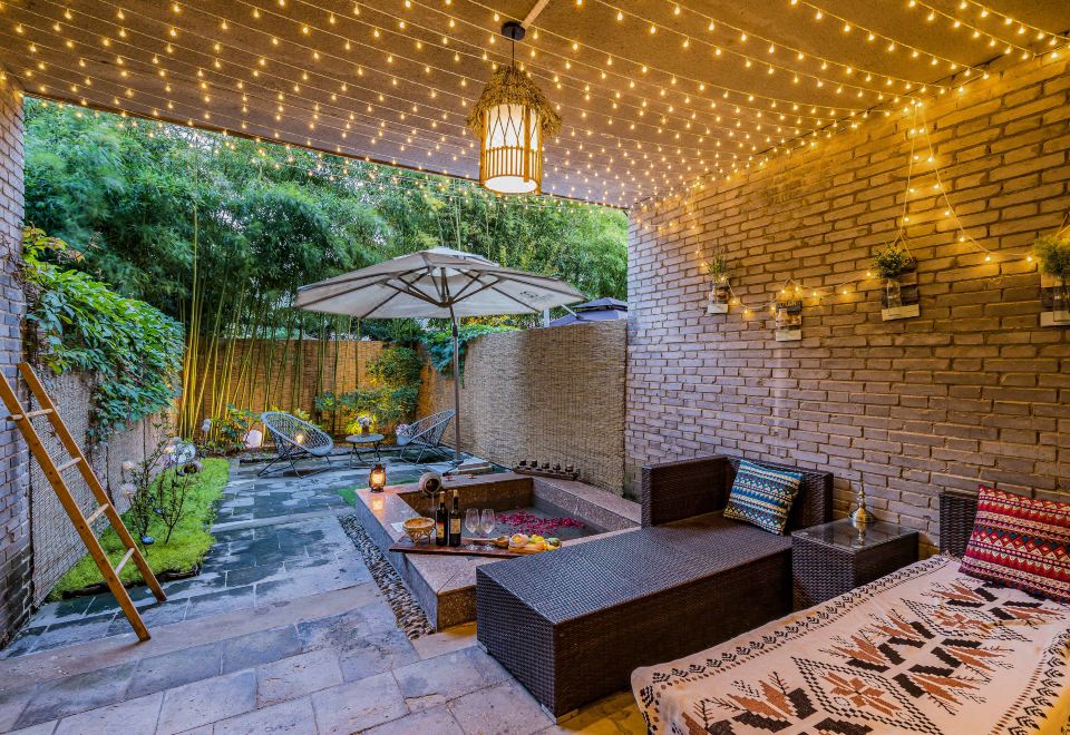 2号楼·亲子豪华私密汤屋家庭房