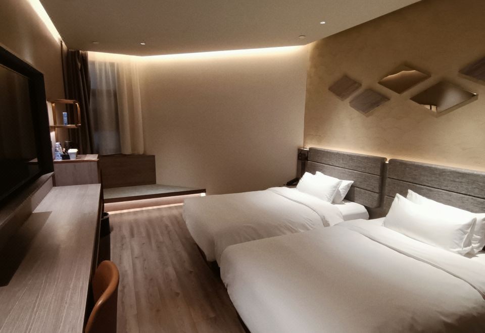 雅致双床房（加热毛巾杆+小冰箱+智能镜）