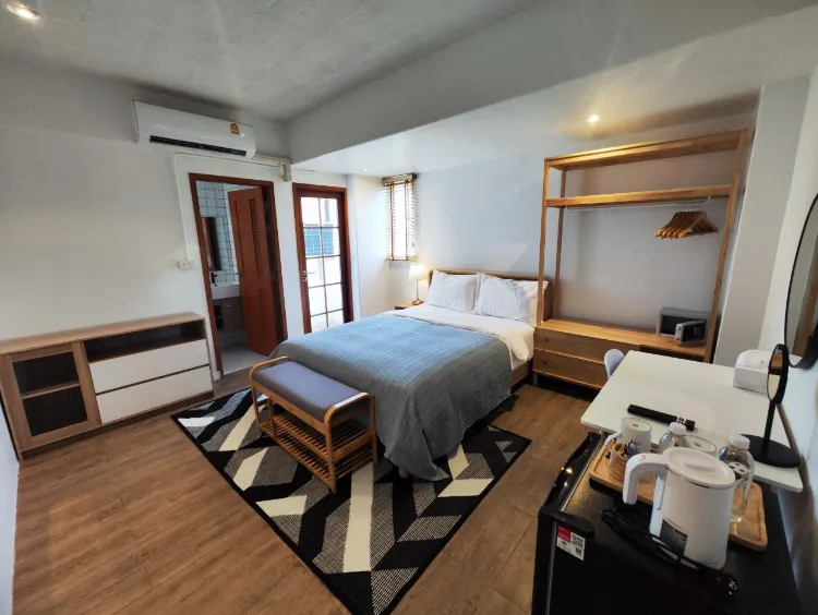 สแตนดาร์ด สตูดิโอพร้อมห้องน้ำ 305