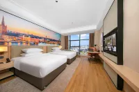 Vienna International Hotel (Luxian High Speed Railway Station Government Affairs Center)