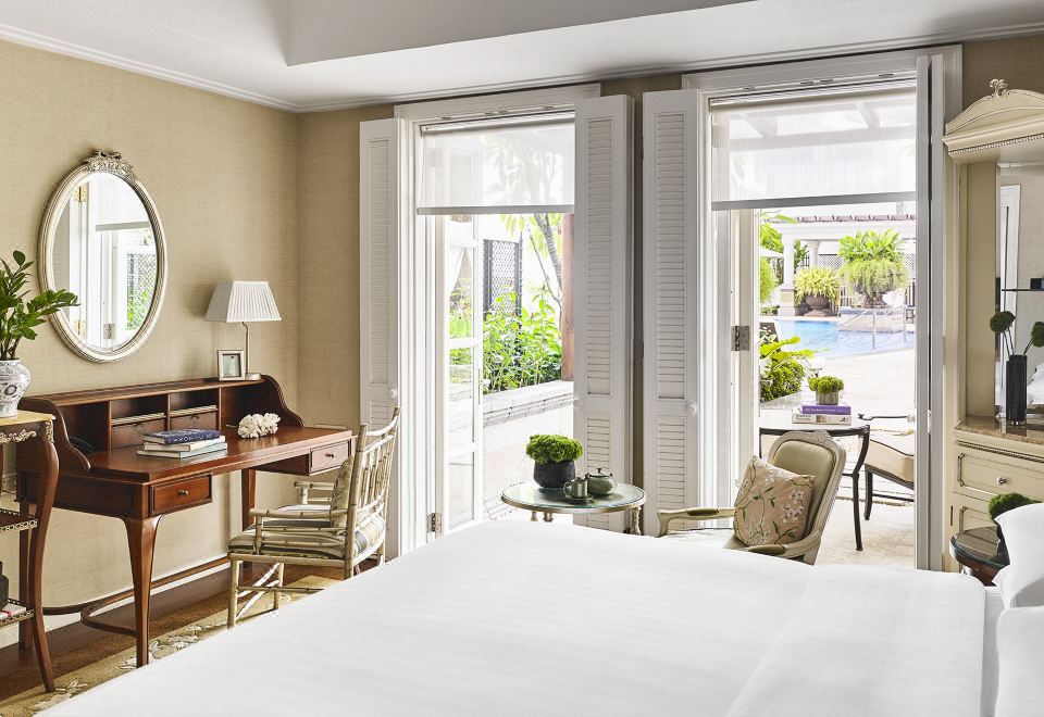 Park Hyatt SaigonPark Deluxe Room