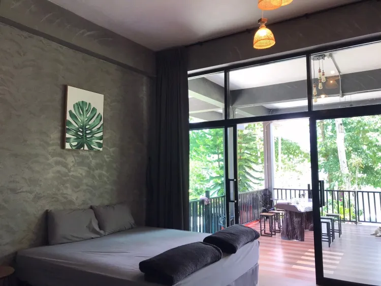 บ้าน Lake View