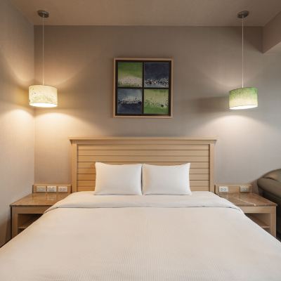 商務雙人房(無浴缸) 康橋商旅（高雄六合夜市七賢館）優惠