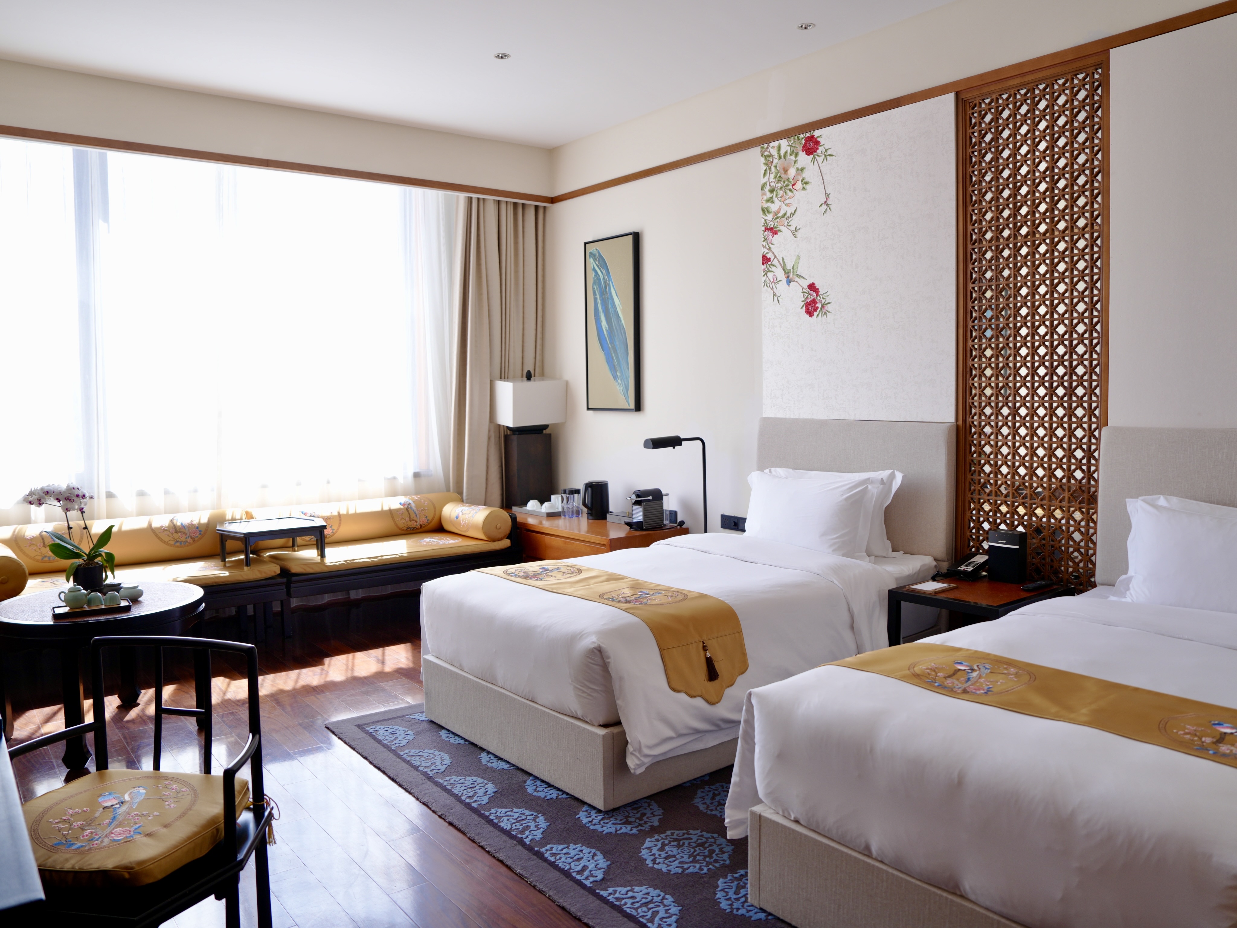 花开富贵主题双床房