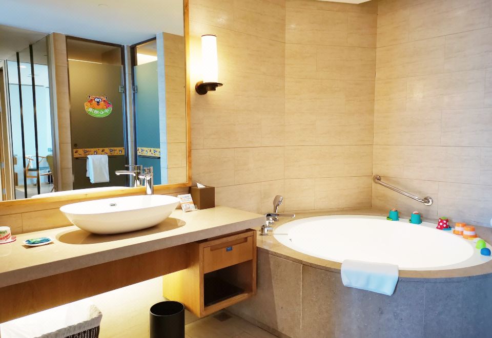 酷芽超级飞侠家庭套房（恐龙小童床+滑梯+积木墙+秋千）