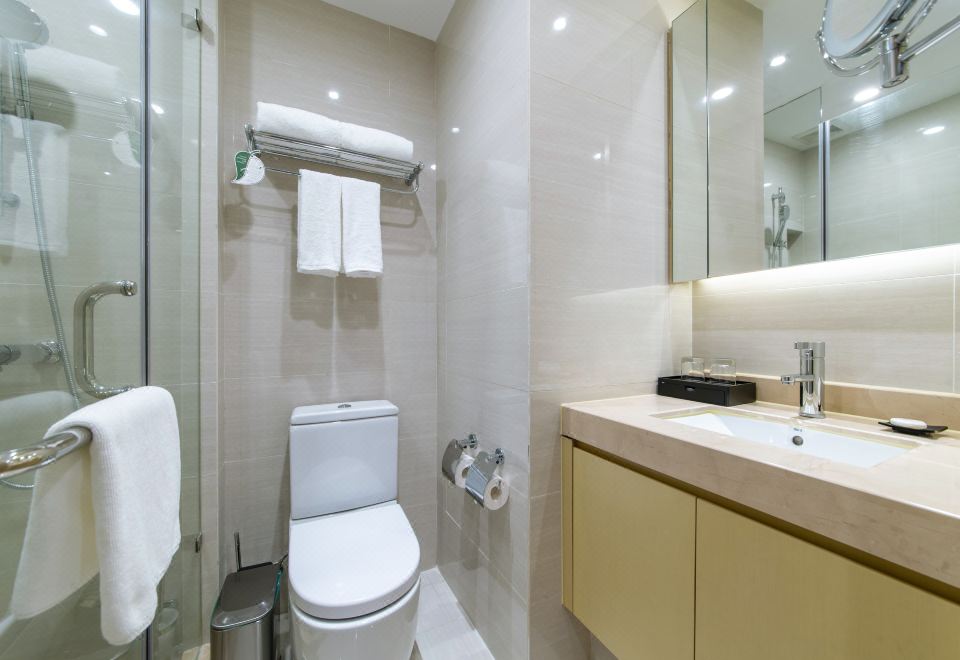 Somerset Haizhu Centre GuangzhouHanfu New Chinese Style Theme Executive Big Bed Room (Washing Machine+Kitchen)