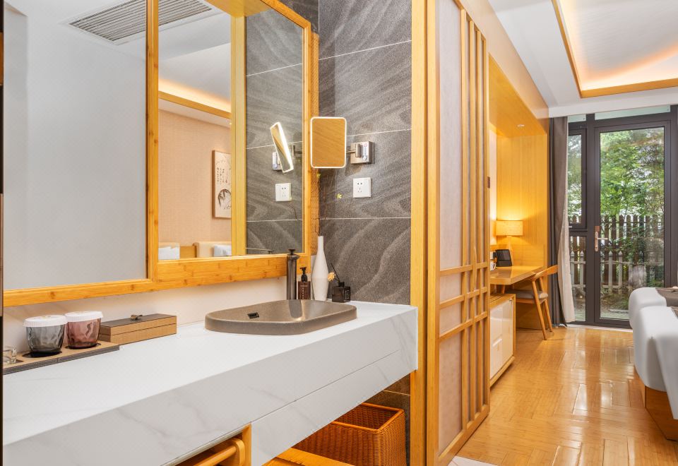 Jianguo HIDDEN Hotel (Nanjing Sun Yat-sen's Mausoleum Area Wutong Avenue)Guestroom - Double Occupancy (Singlebed)