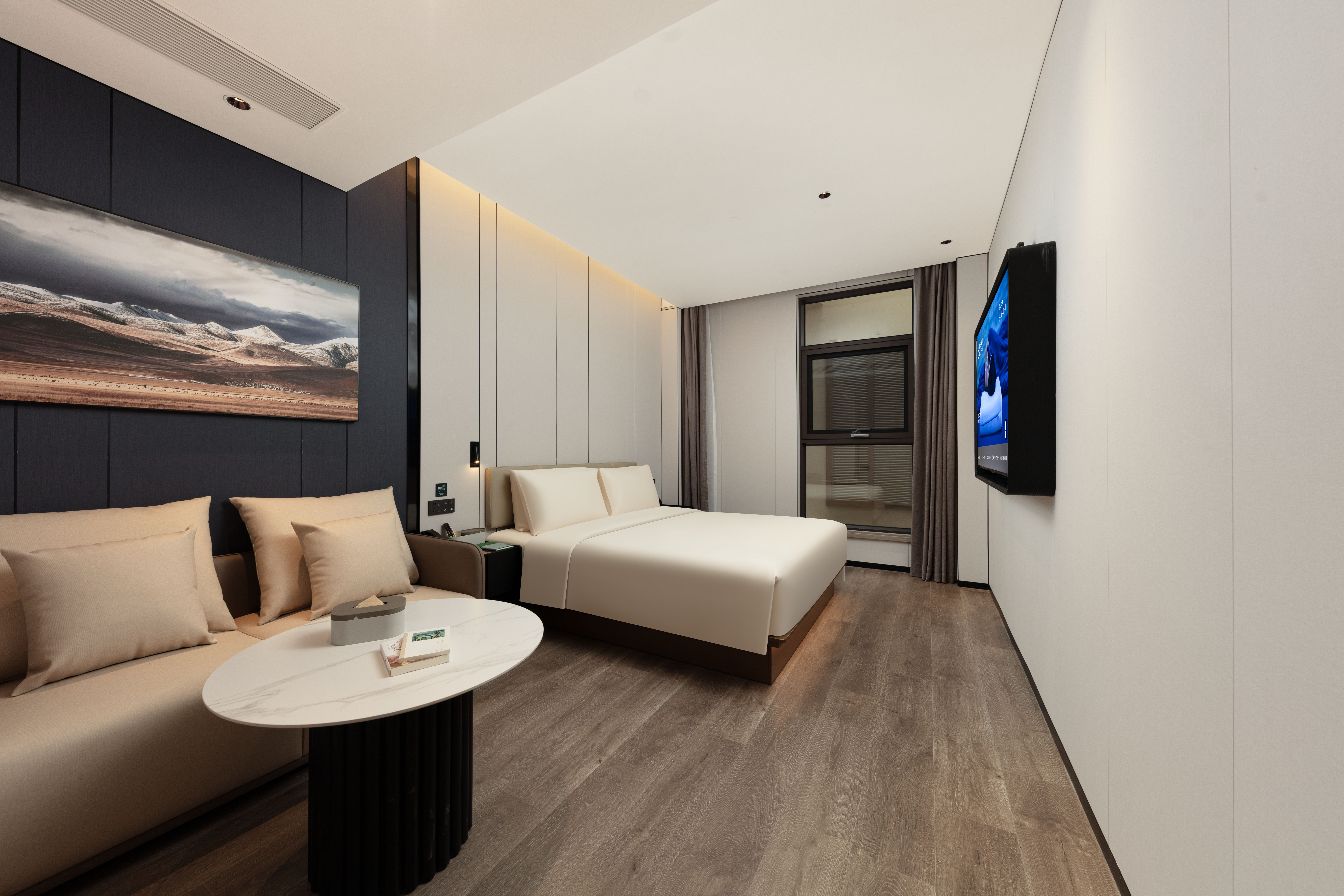 高级大床房【智能小度-深睡床垫-深睡枕-mini冰箱】