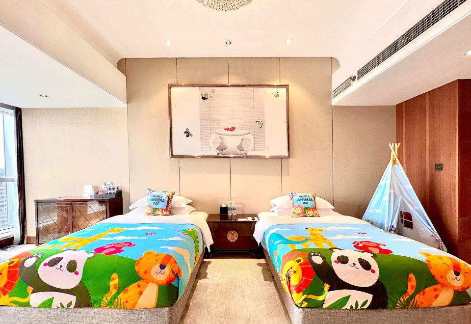 四人家庭套房-亲子主题+奢享空间+观景三床