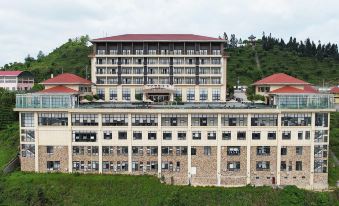 Longyunshan Tea Garden Hotel Of LeYe