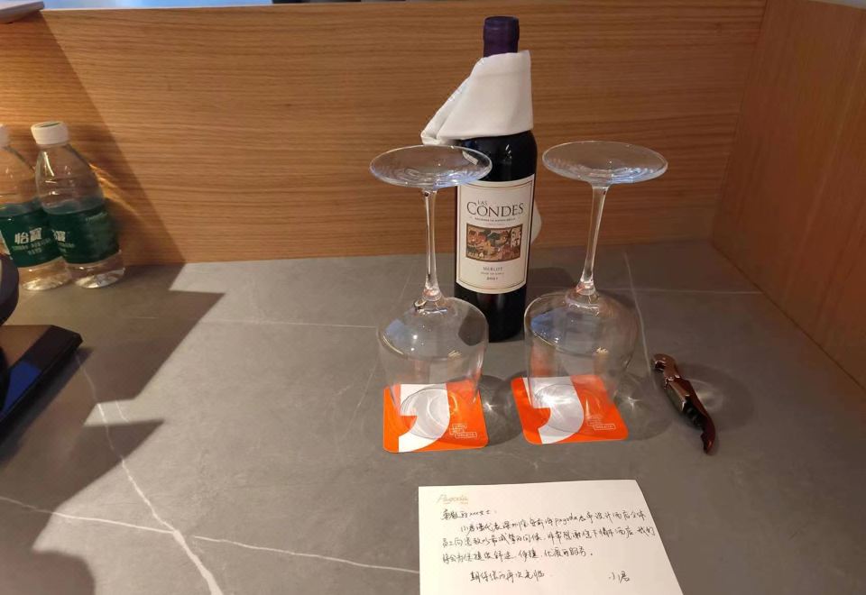 Pagoda Hotel, Baoan,Qianhai, ShenzhenFamily-friendly Triple Room