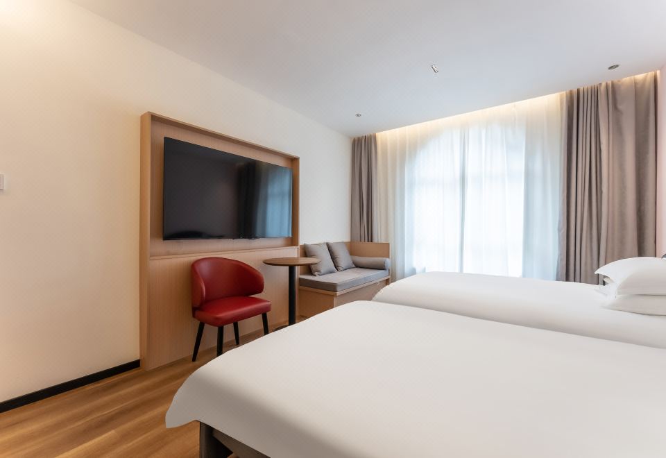 Holiday·聽潮假日雙床房