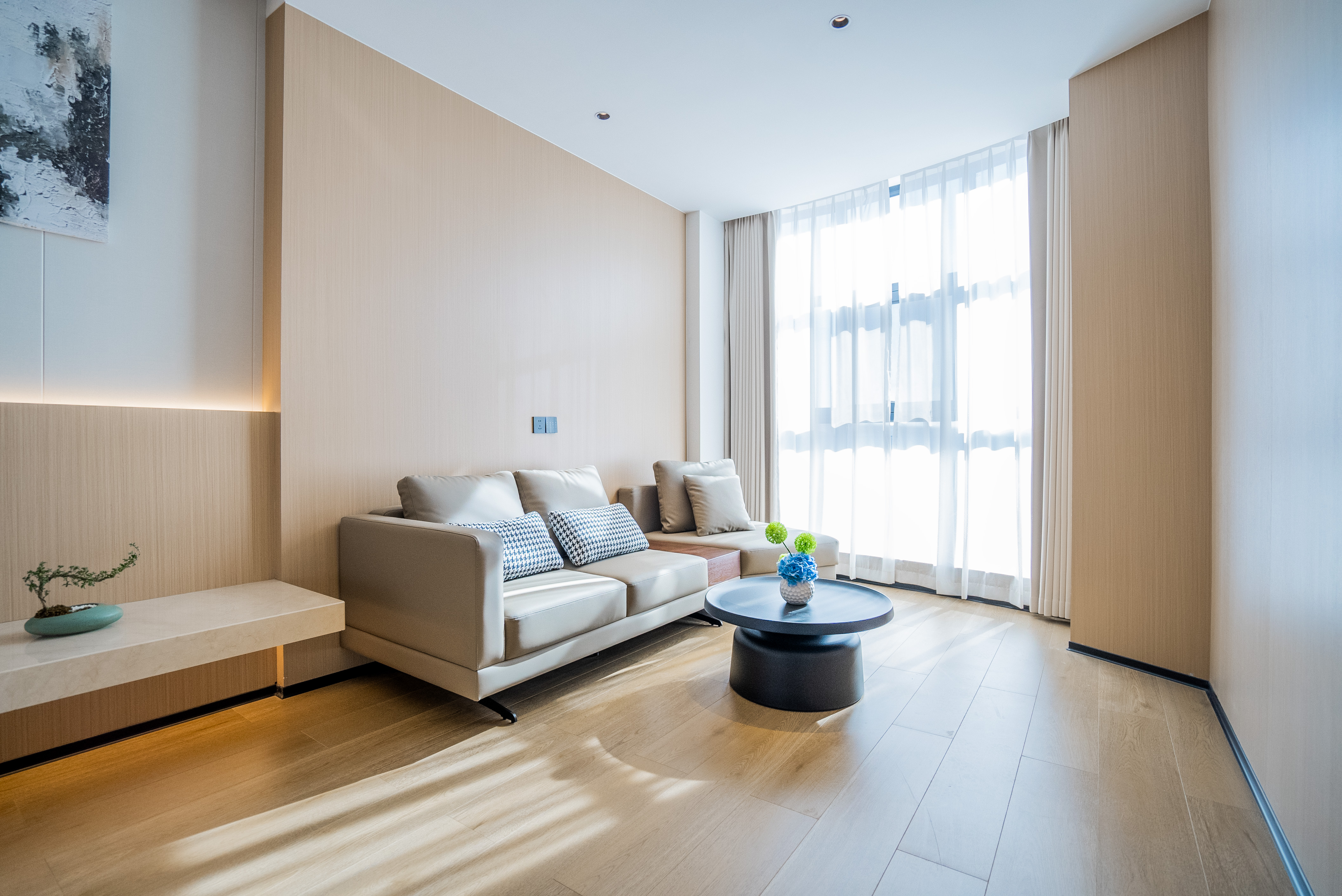 全景浴缸大床房（休閑沙發+助眠床墊）