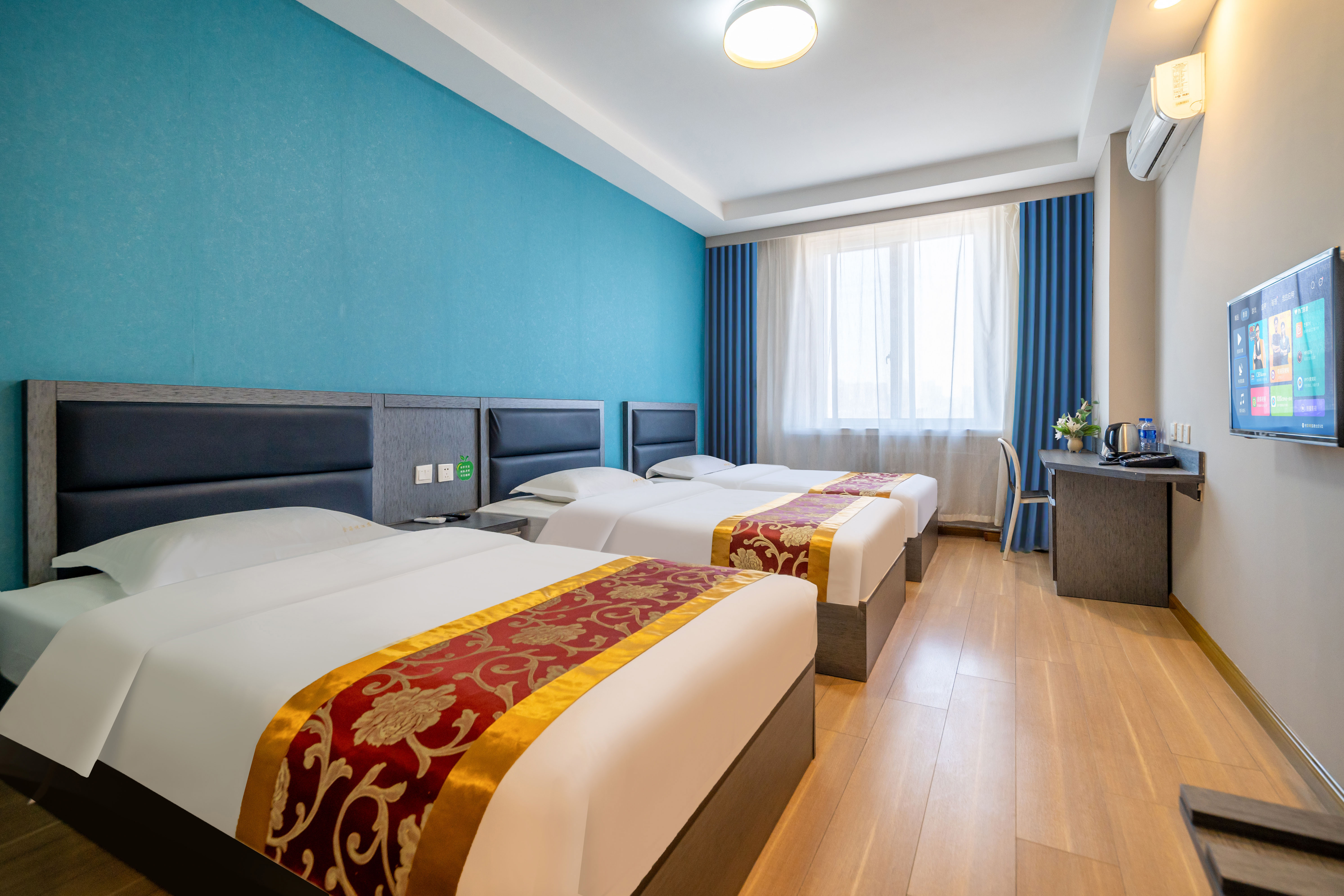 悦享·商务三床房|空中山景|零压床品|独立空调