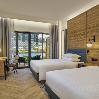 小屋，客房，2張雙人床，泳池景，泳池通道 吉隆坡市中心喜來登福朋飯店優惠