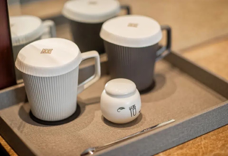 Jinling Yuntai HotelBusiness Room