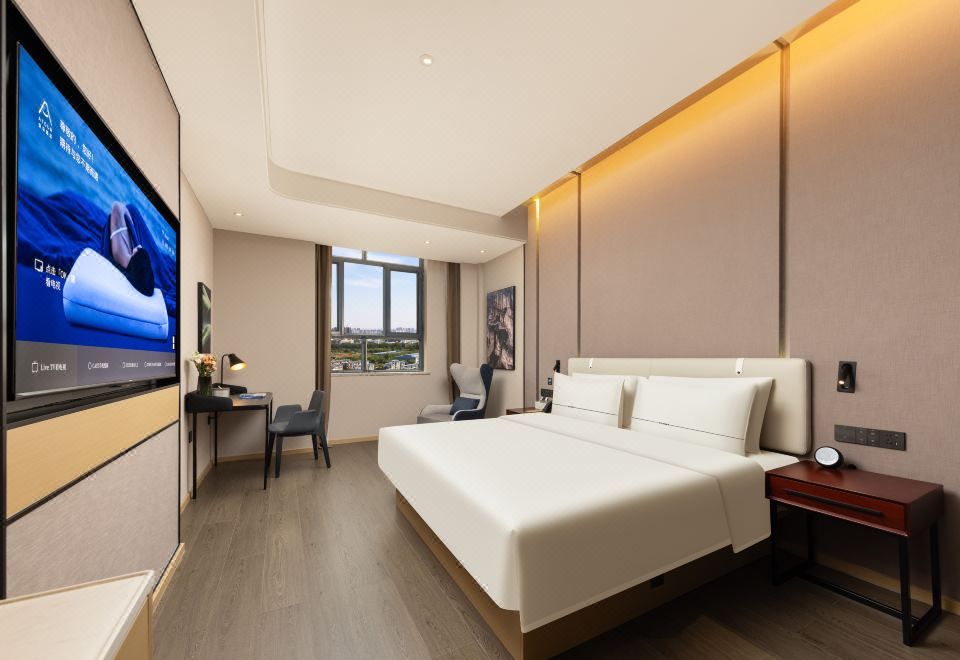 行政大床房（深睡床品+小冰箱+智能客控）