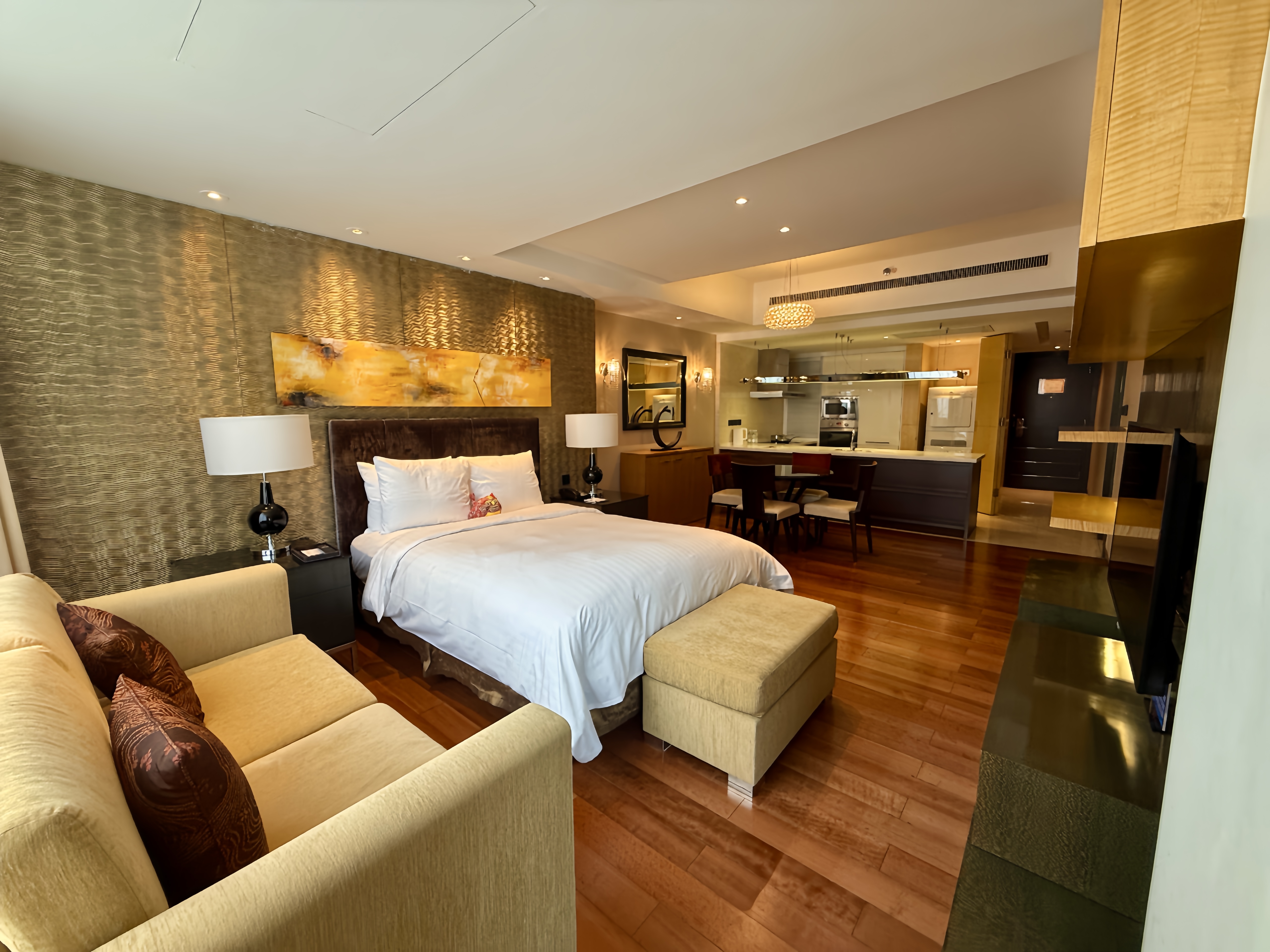 家庭一居室套房