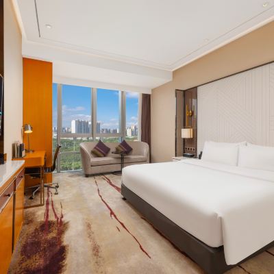 豪華大床房-品牌浴袍 佛山百利達酒店優惠